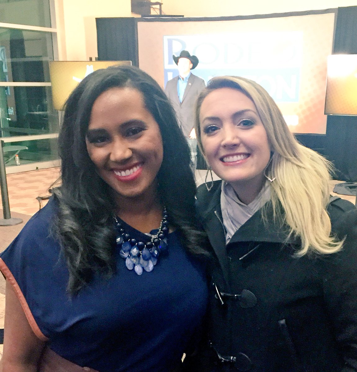 LindseyHenry365's tweet photo. Forgot to post this the other day, but ran into @kprc2sophiab! Sophia is a fellow #CincoRanch graduate. Always a pleasure running into this sweet lady at a story! #reporterfriends #Katynatives https://t.co/HXZkTU2KBQ