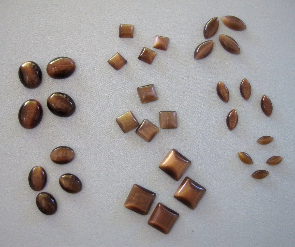 ConfectionJewel's tweet image. Assorterd Shapes and Sizes Flat Back Brown Glass Cabochon, Lot of… tuppu.net/4e377d92 #bysupply #AssortedShapes