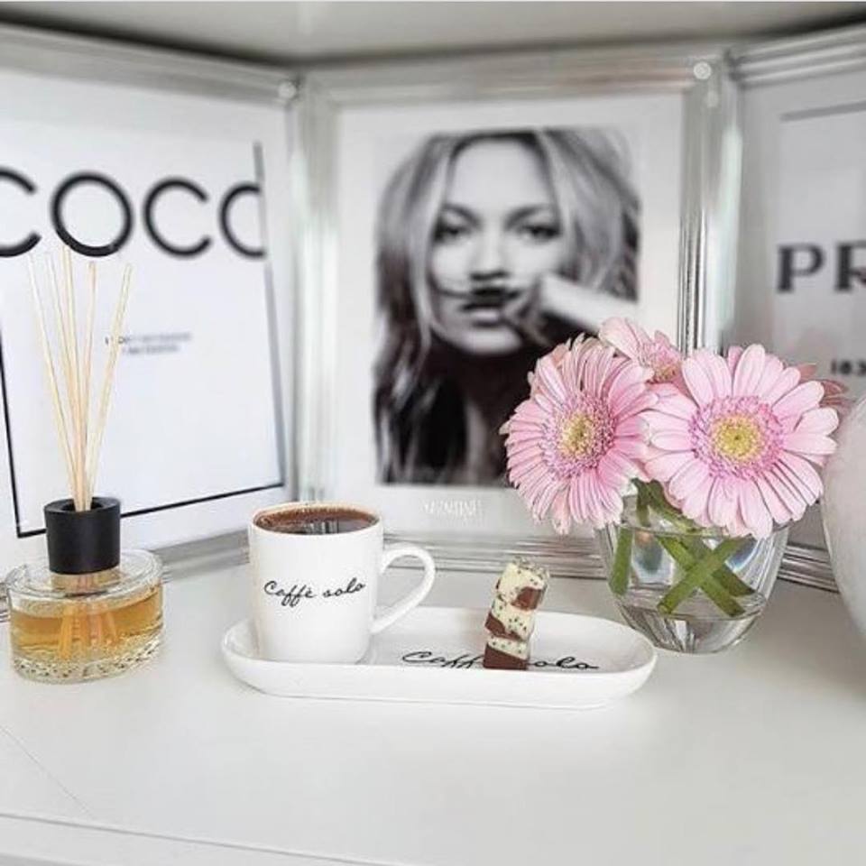 Designerhome_no's tweet image. Caffe Solo eller Caffe doppio fra Riviera Maison er et kombinert servise med kaffekopp og tallerken i samme utførelse.  Her får du plass til både kaffen og gobiten din!
designerhome.no