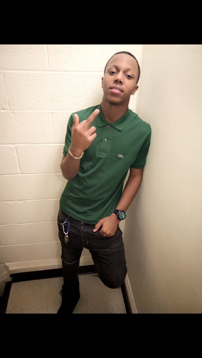 1500_fats's tweet photo. Money talk💰💰😈 #freetops🔒 https://t.co/oZssEJL9Cq