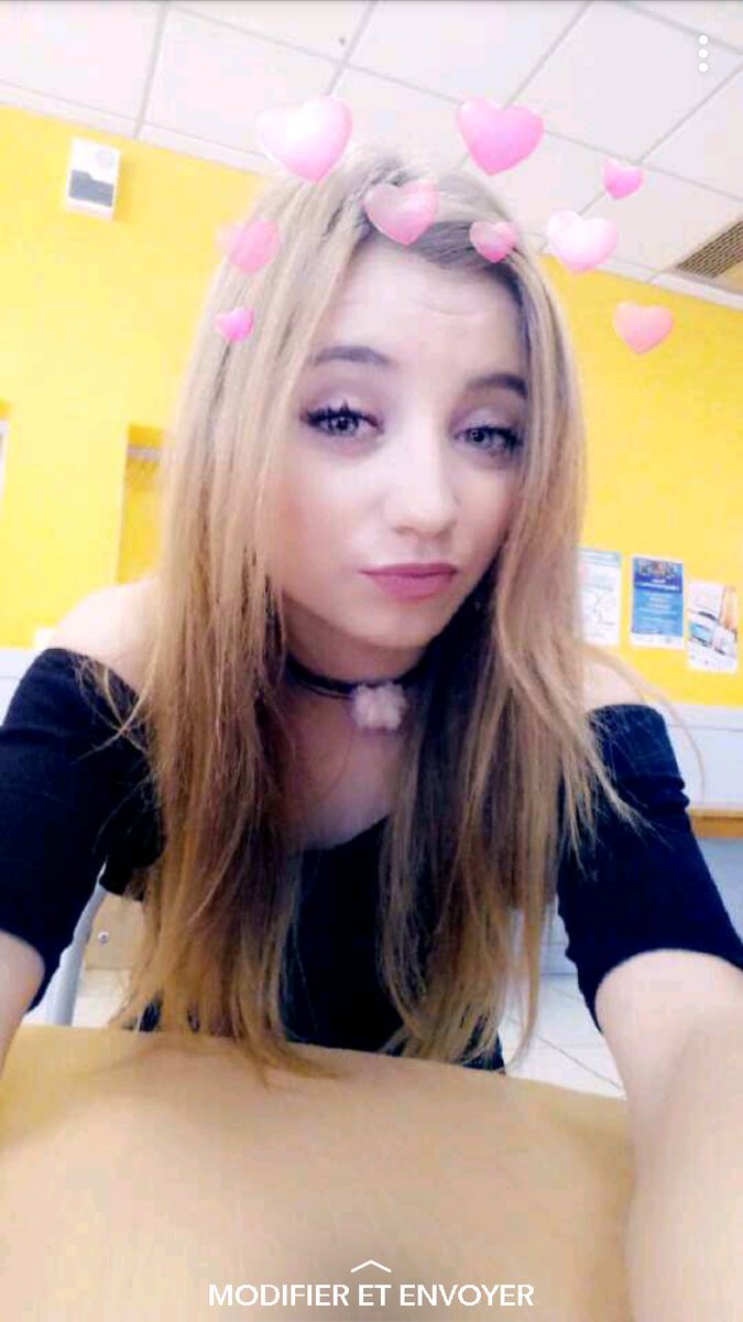 chloejalis79's tweet photo. Un jour elle m'a dit qu'elle souffrait que c étais terrible dans sa tête mais se jour là j l ai pas écouter j avais des rimes dans la tête ....! #simplephrase https://t.co/2da48Iena7