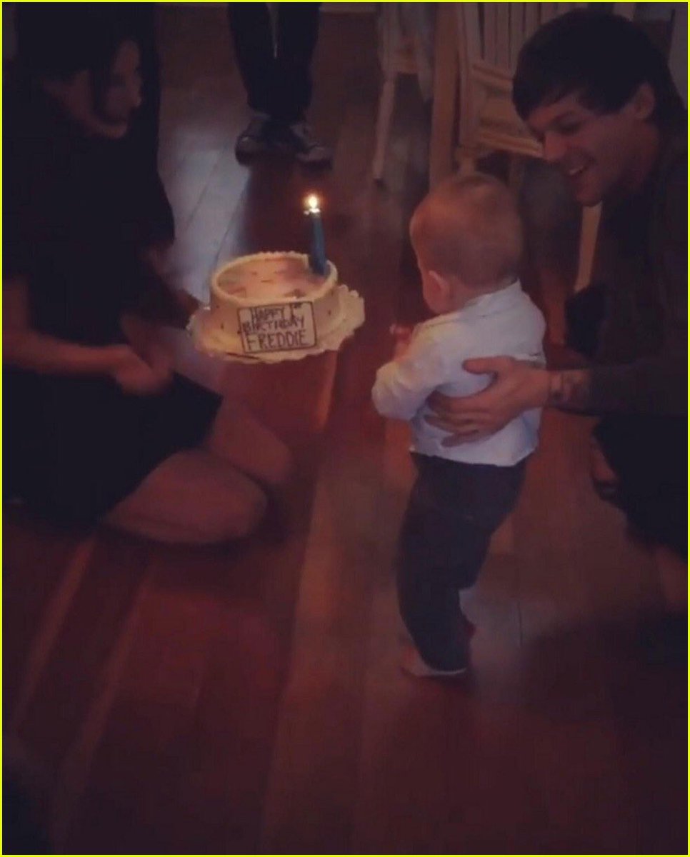 freddietommoBr's tweet photo. Em 15 dias esse baby completa 2 aninhos de vida 💚🎉 https://t.co/xcLIZuy5Sg