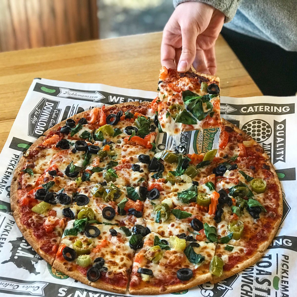 oupicklemans's tweet photo. If you were thinking of having something other than pizza tonight, let me jar your memory! 🍕🍕🍕🍕🍕 https://t.co/tI90YwxyM3