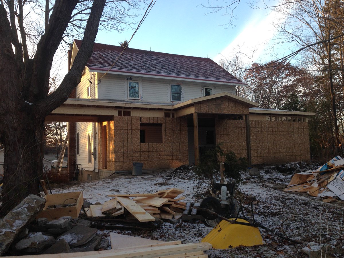 Massive renovation to make the house more energy efficient. New siding, windows, insulation- Yet can't qualify for #greenON grants because there are so few participating #contractors. Another time a good idea doesn't work for #northernontario @normmillerpc <a href="/TonyclementCPC/">The Hon. Tony Clement</a>