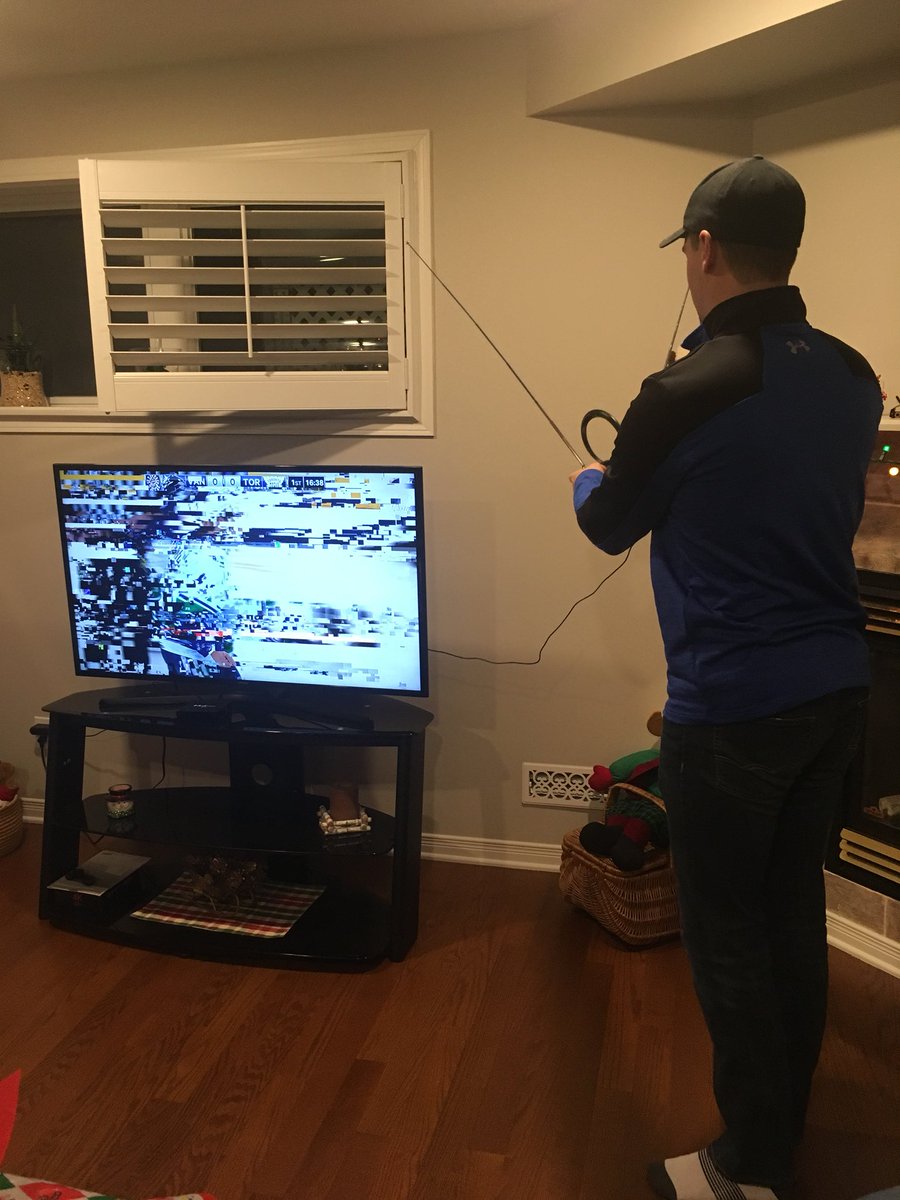 mrruggirello's tweet photo. Who needs tin foil to watch the @MapleLeafs when you got @darrenww735 ?😂 https://t.co/lXqX3Sknq7