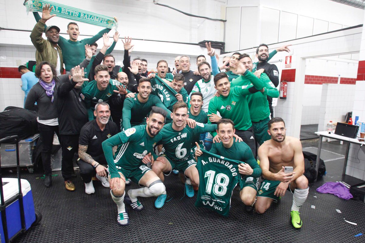 RealBetis's tweet photo. 🖐😇💚

Orgullosos de lo que fuimos. De lo que somos. De lo que seremos. https://t.co/CTh1qM0YSj