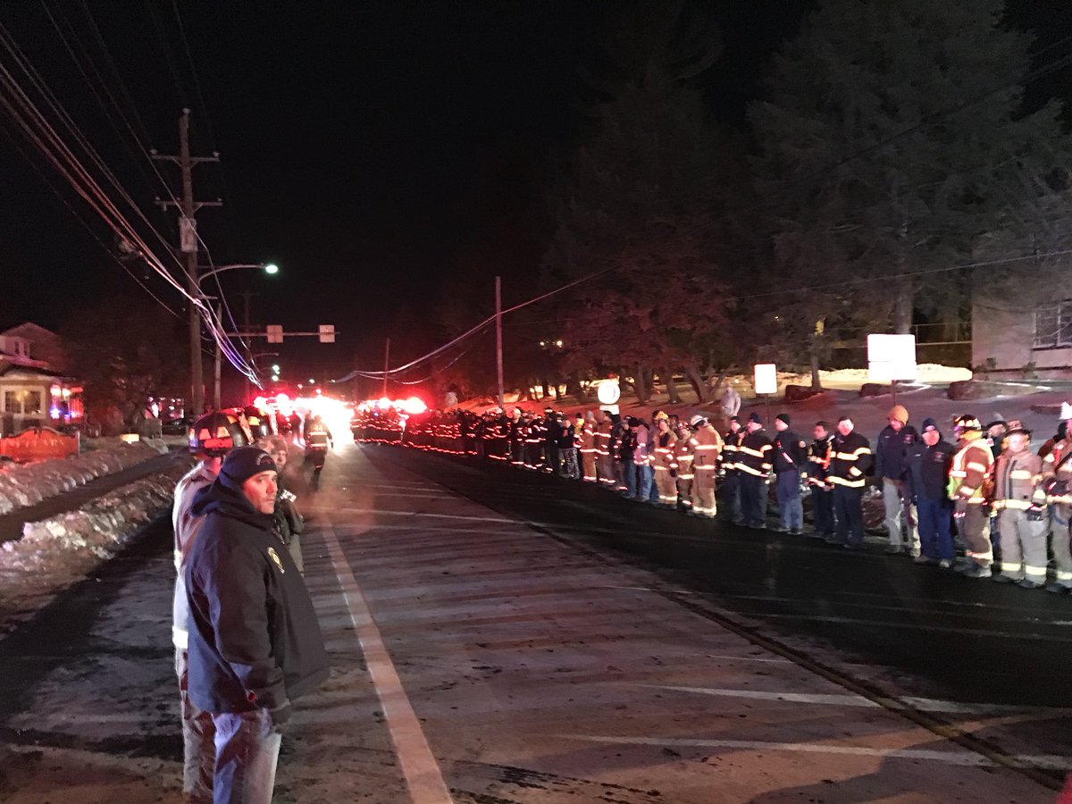 AClineThomas's tweet photo. They may belong to different departments but it’s clear that in this business they’re family. #MatthewLeTourneau @PhillyFireDept @NBCPhiladelphia https://t.co/4koJxMzKjG