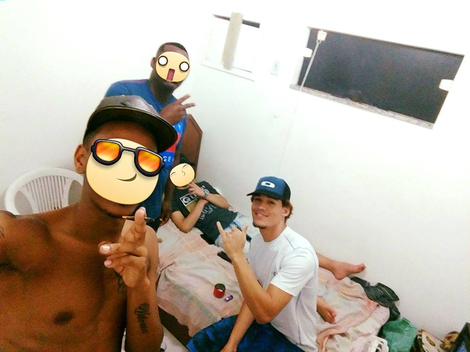 71Sucesso's tweet photo. 😈🤘💨🔥💊 https://t.co/tEkC4q9bAU
