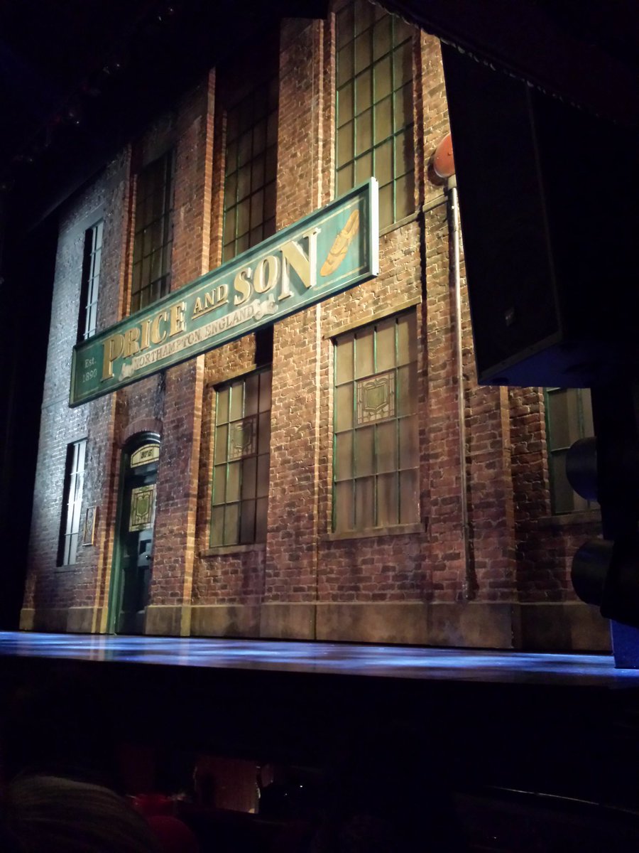 kplightfoot's tweet photo. Back at the @KinkyBootsBway factory for show #48. Sure gonna miss @theebillyporter & @starksands
#superfan #porterbacks https://t.co/3xaSq0lCcu