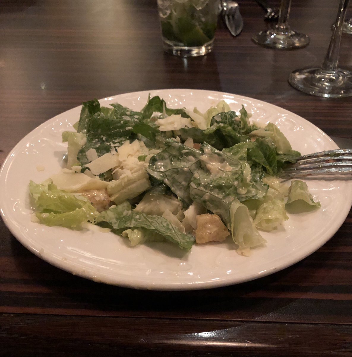 maveeannea's tweet photo. I ate too much food tonight. π€°π»
#ClassicCeasarSalad #ChickenRibPlatter #VeryBerryCheeseCake #TomGoodChildsMooseFactory https://t.co/850AJt0js7