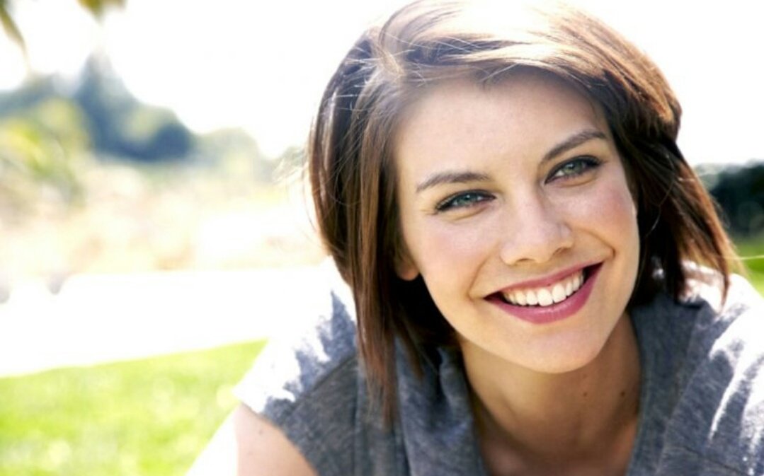 Happy Birthday To Lauren Cohan!      