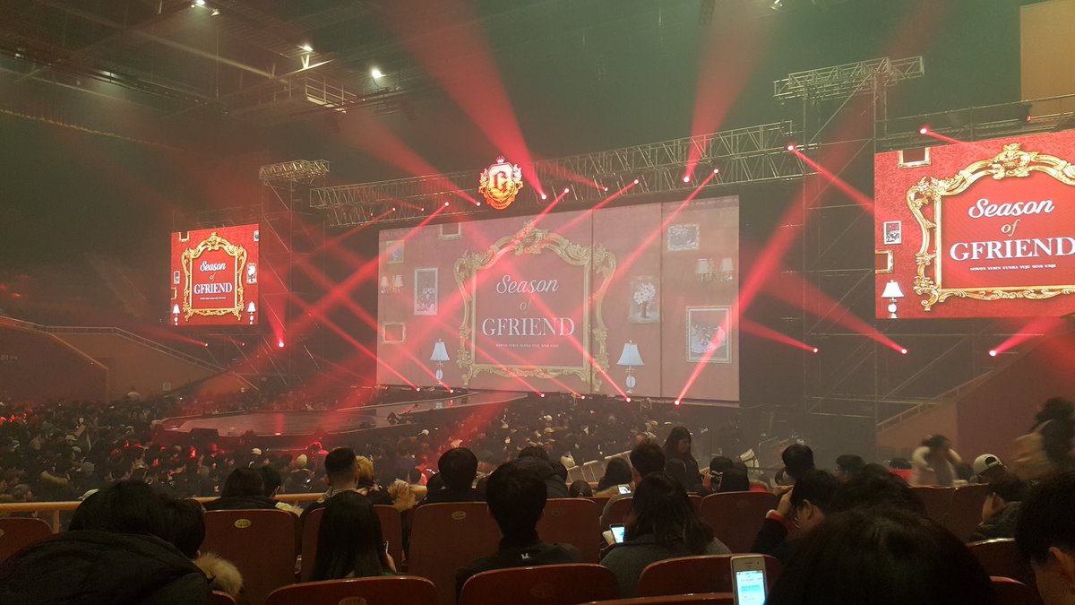 jkycee's tweet photo. Ready for the second show! Proud of you girls! #Season_of_GFRIEND #여자친구 #GFRIEND https://t.co/Af8ZR2t4AG