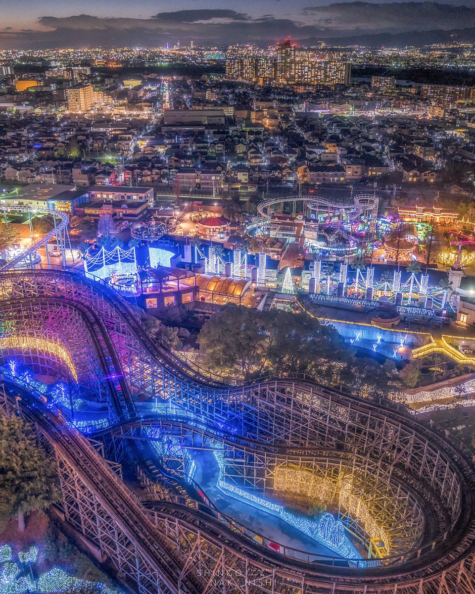 しんご Sur Twitter ひらかたパーク 下から見るか上から撮るか 大阪に生まれて37年くらい経ちますが 初めてひらパー行きました イルミネーションに力入れており 観覧車から見る夜景が綺麗でした 宮崎あおいのひらパー姉さん誕生してほしい 東京