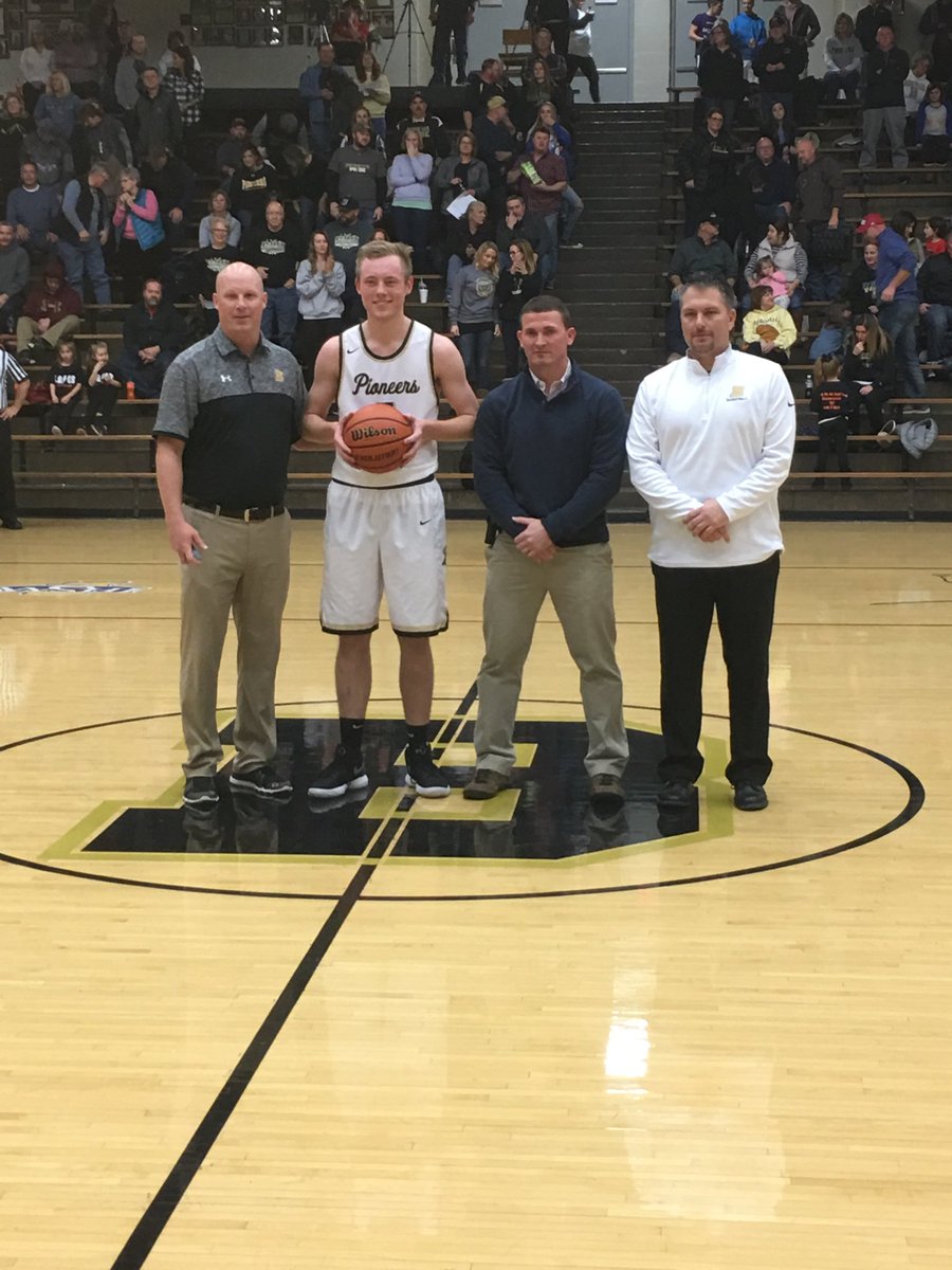 BHS_Pioneers's tweet photo. Congrats to Glen Rouch on passing Bryan McKain as the all-time leading scorer for BHS Boys Basketball! https://t.co/ZZdQXT5DSp