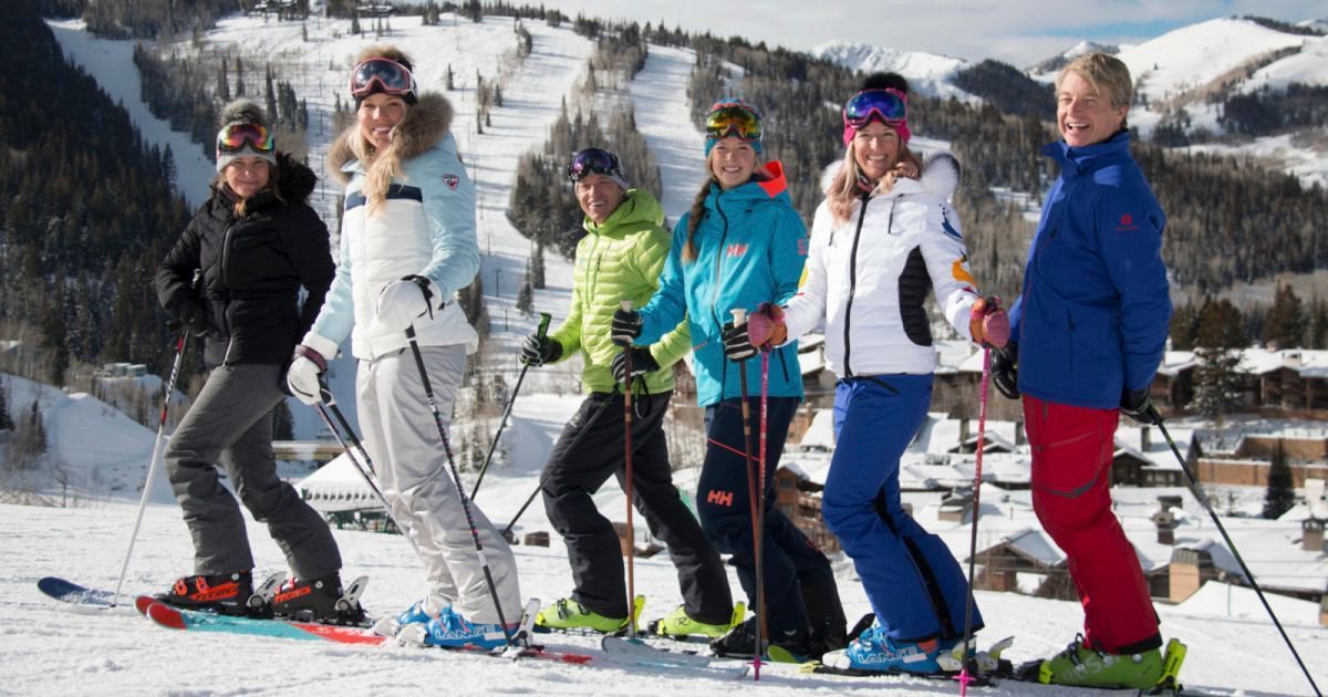 ErikaFWiggins's tweet photo. Too cool --> Experience of a Lifetime: Skiing With a Champion at Deer Valley Resort https://t.co/Uosvq90H46 #skiing #skiutah @Deer_Valley https://t.co/zIqCtG2g3s