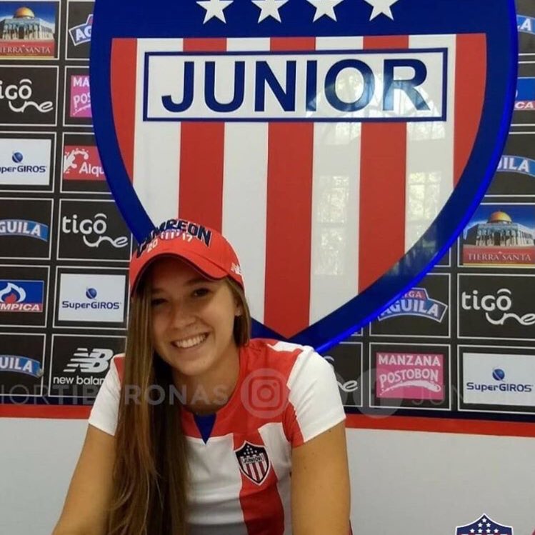 nicoleregnier11's tweet photo. #NuevaFotoDePerfil https://t.co/sXMAeP7KDt