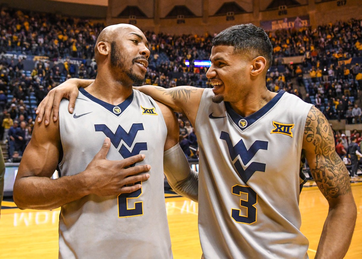 WestVirginiaU's tweet photo. The Coliseum was rocking! A Top 10 win in front of the best fans in the country! 🙌 https://t.co/niCoZ0juAS