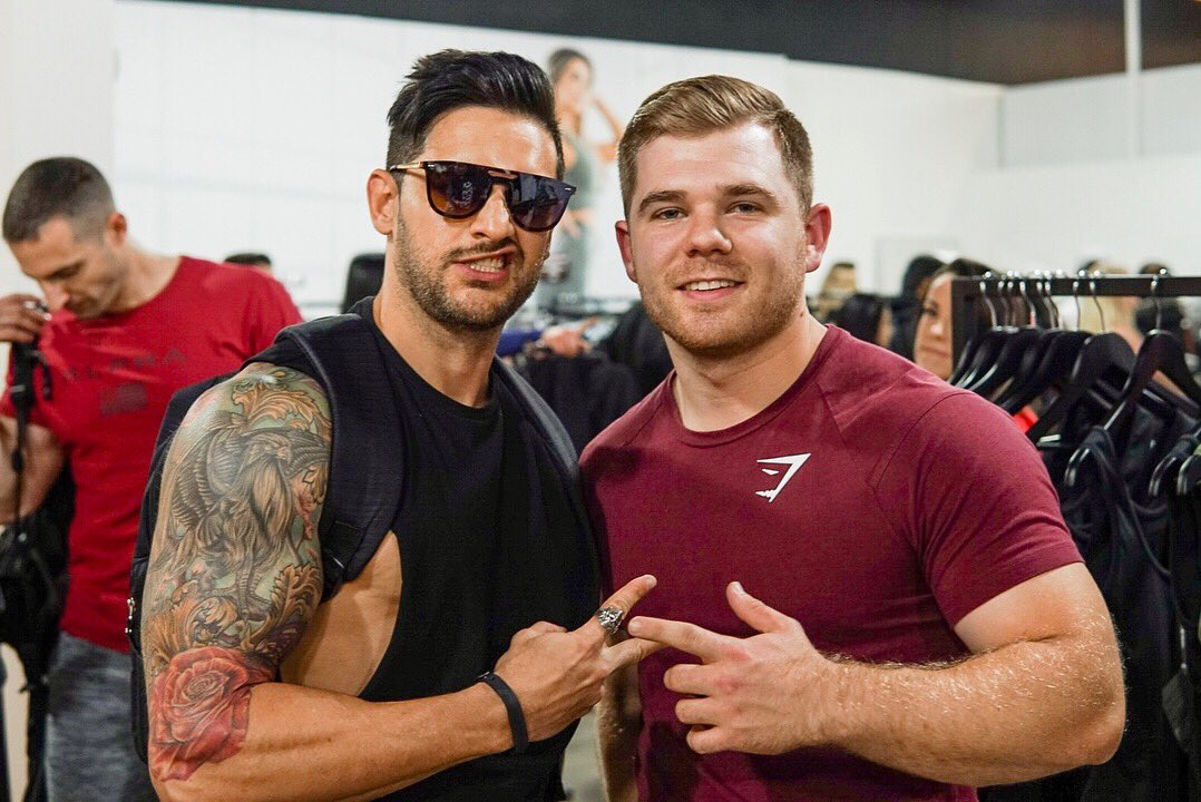 blake_harris's tweet photo. A day to remember 🦈
#GymsharkLA #nikkiblackketter #popup https://t.co/zo5rCnOqMq