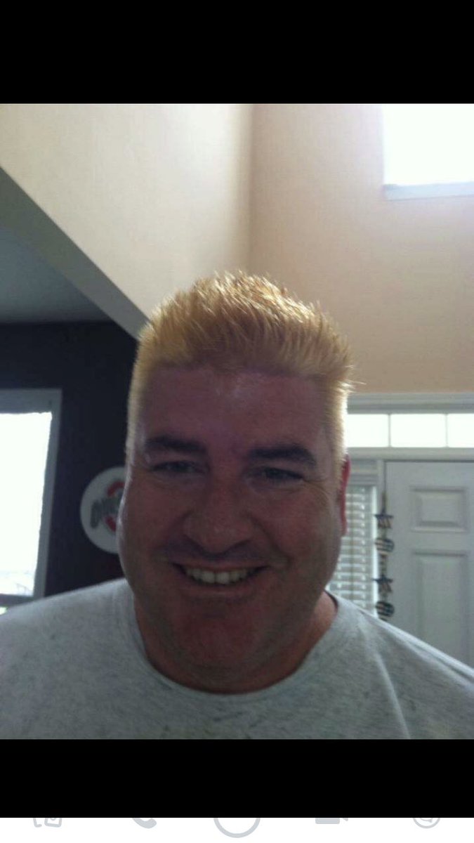 Thank you bri for sending this to me and literally getting me to scrub the bleach out of my hair i was having a slight life crisis but I ate an orange and now I’m okay