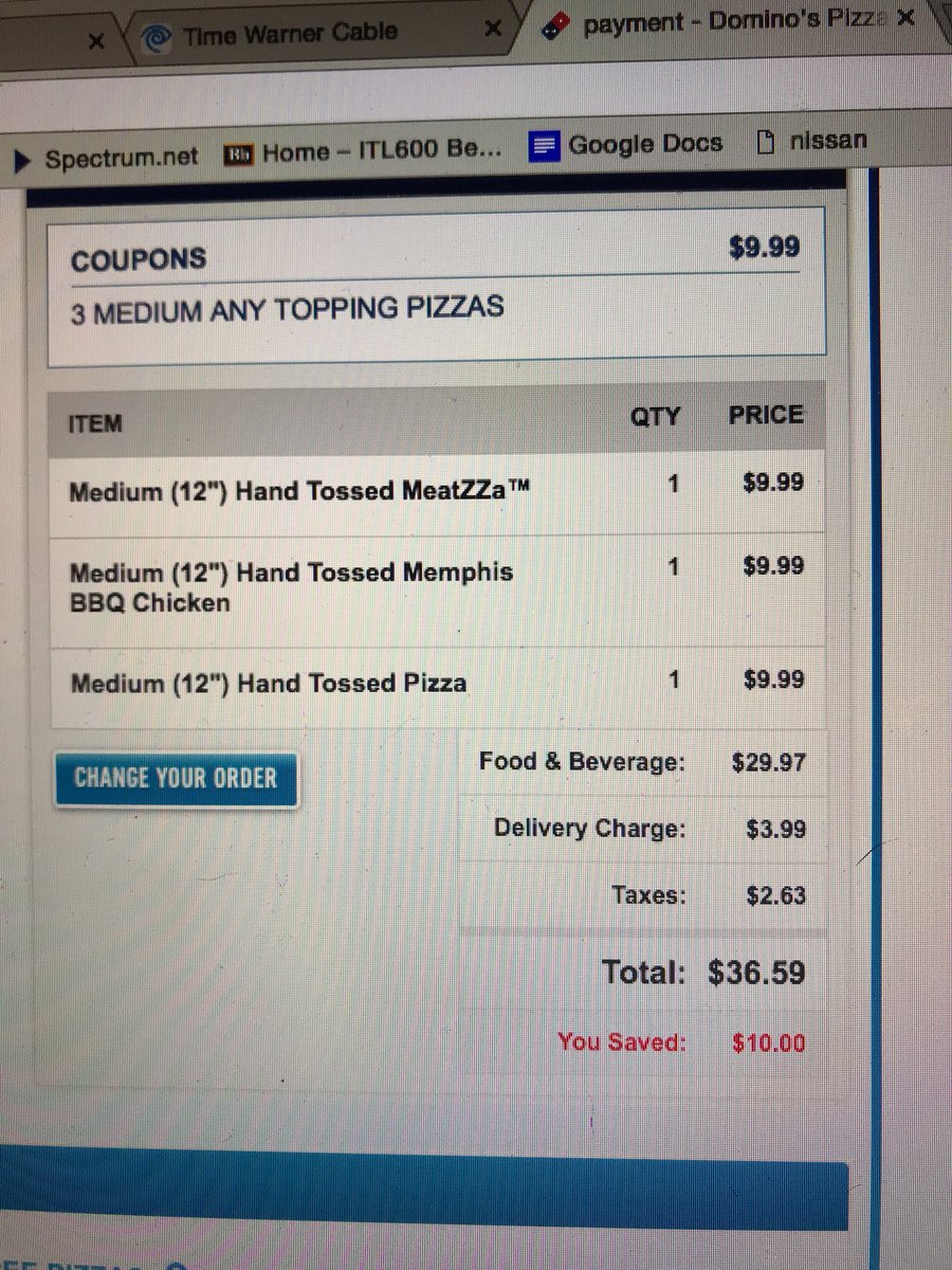 _jordanvalley's tweet photo. @dominos this is hella misleading! I thought I was getting 3 medium pizzas for ONLY $9.99! Wtf bro.. #FalseAdvertising https://t.co/3oUlCSRpbh