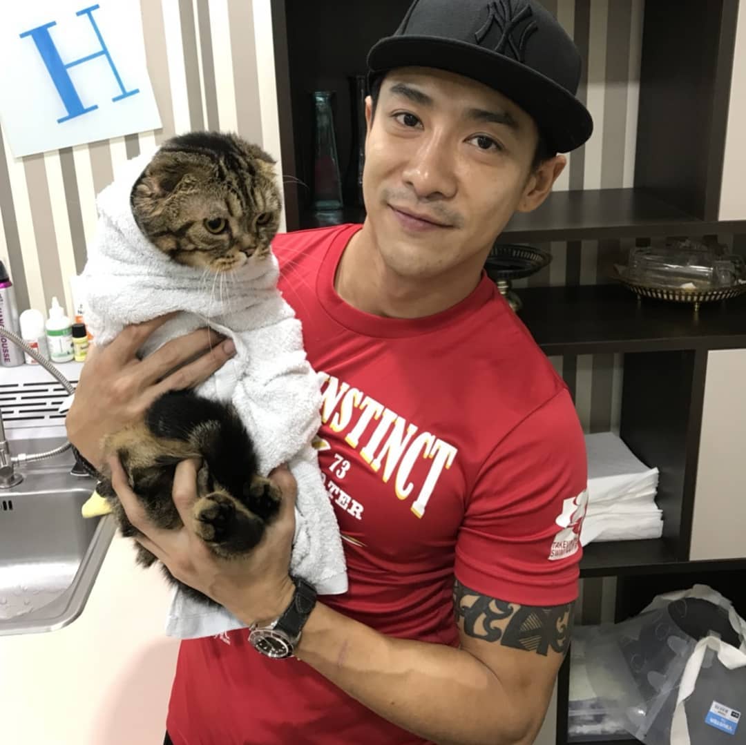 หาหมอบ่อยมากพี่เสือ..หูพับดูแลยากจริงๆ..แต่น่าร้าก😁😁😁