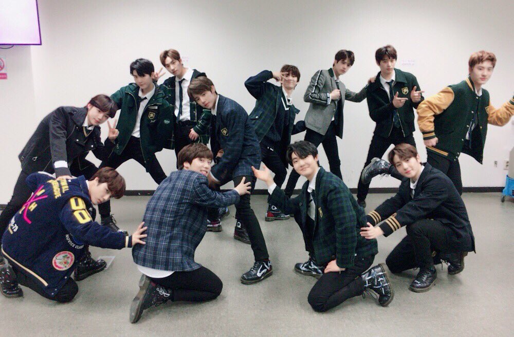 팬분들께서 보내주신 응원과 사랑덕에 오늘 SBS 인기가요도 무사히 마칠 수 있었습니다! 앞으로 더 멋있는 모습 많이 보여드릴게요❣️

#더보이즈 #THEBOYZ #소년 #BOY