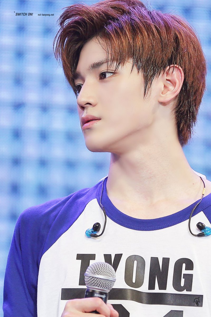 switchon_ty's tweet photo. 방콕에서의 루키즈 태용이♥️
#태용 #taeyong #NCT127 https://t.co/vah2oI4jnZ