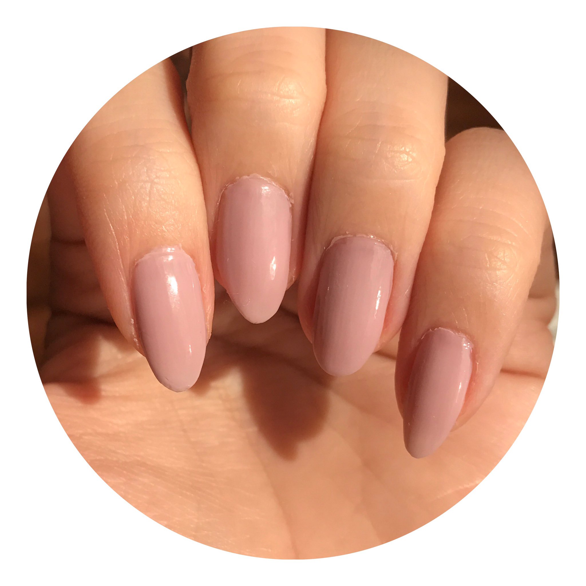 Twitter இல りょう Rmkネイルポリッシュex03ヴィンテージバニラ これ可愛いです ３度塗りでボトルと同じ色に ２度塗りまでは透け感抜群で綺麗 ちょっと撮影条件下で色みがわかりにくいけど 白みのあるモーヴピンクかな ラベンダーかな ３枚目は暗めの自然光