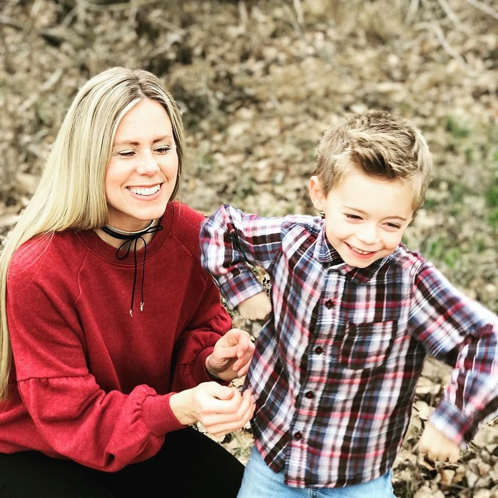 kindadear's tweet photo. Took a walk in the woods today. #littlebuddy #cannotstop #nature #everythingisagame #lovethisage #momlife #momlifeisthebestlife #foreverfamily #familywalk #boys #laughter https://t.co/o4HqnB27ti https://t.co/t4p4XBRNJe