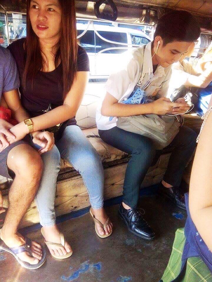 _danieldaulat's tweet photo. throwback to the day i got these photos letting me know i had a stalker 😩😂 #medyocreepy #ninjasiate https://t.co/UAwSzupH00