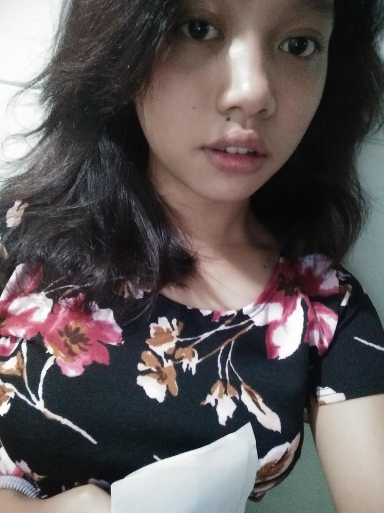 gingging0924's tweet photo. Good evening...gonna do some interview about the rights of the LGBT tonight 😇😊 https://t.co/m5ukUet5Zl