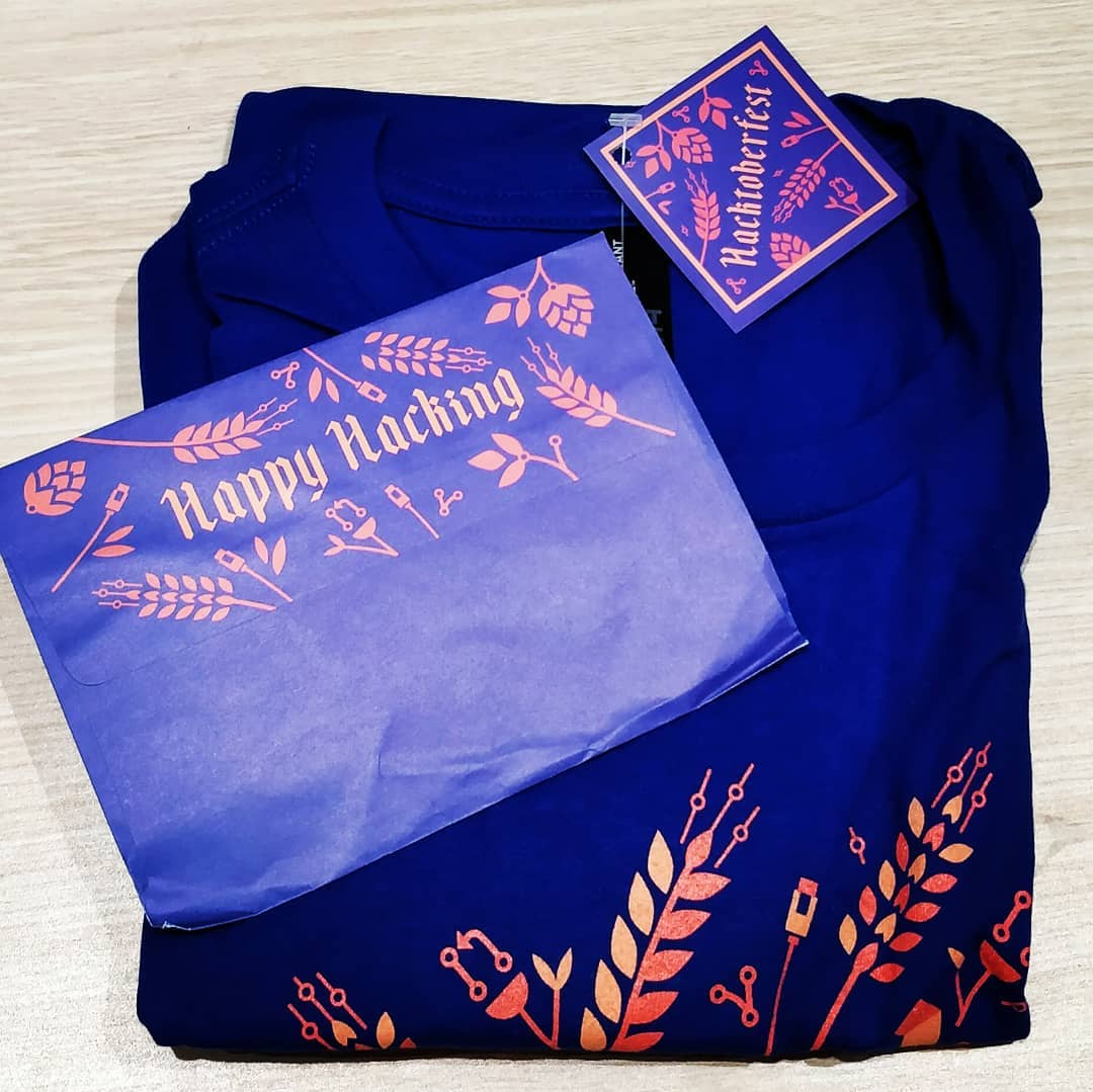 hardik_joshi28's tweet photo. What a great start to 2018, just received my #Hacktoberfest goodies! Thank you @DigitalOcean and @GitHub! Thanks @ladyleet and @tarasm for always inspiring! 😇 #hacktoberfest #hacktoberfest2017 #happyhacking #devswag 😎 https://t.co/yBd9GSiF5I
