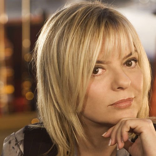 France Gall est décédée (09-10-1947 / 07-01-2018) DS76C0sXcAAjNQZ