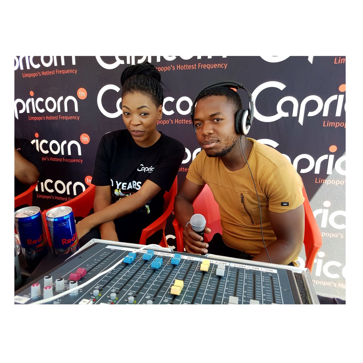 CapricornFM's tweet photo. @DakaloDomimi wanted to send a shout out to his people.
Get ready for the #BigEasy with @Itubanda coming to live from Shell Ultra City South Bound between 10 am & 2 pm.
#TenYearsOfHOT https://t.co/m2kCUKzA4C