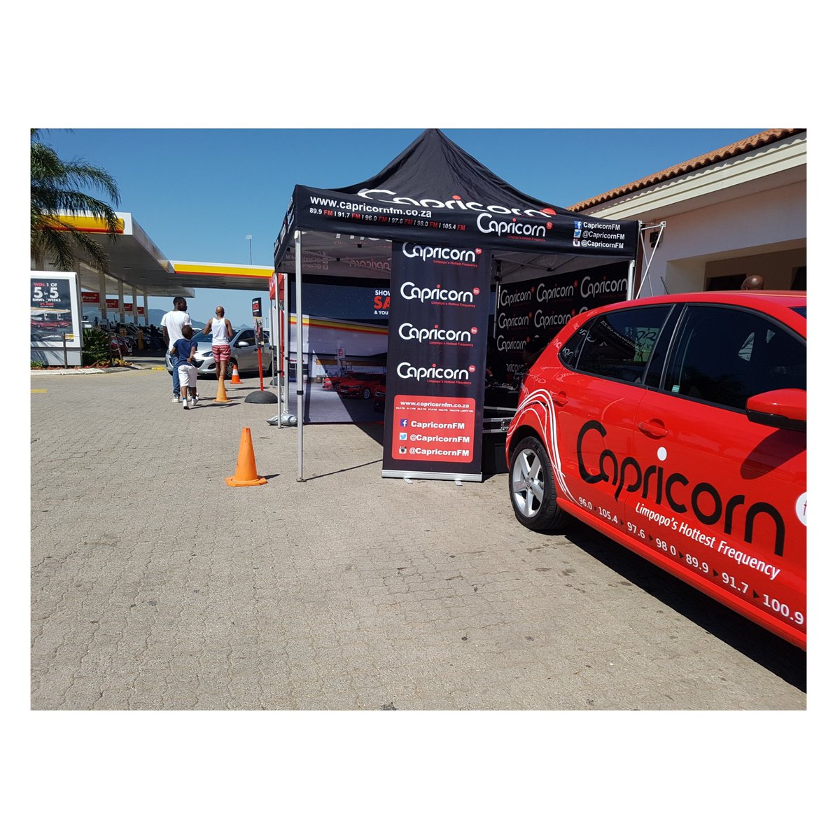 CapricornFM's tweet photo. @DakaloDomimi wanted to send a shout out to his people.
Get ready for the #BigEasy with @Itubanda coming to live from Shell Ultra City South Bound between 10 am & 2 pm.
#TenYearsOfHOT https://t.co/m2kCUKzA4C