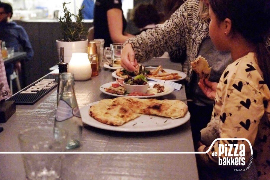 NuAirVentinox's tweet photo. #Nu-Air verzorgt ook de afzuiging bij pop-up restaurant de Pizzabakkers @Horecava. https://t.co/Ik3szjzisw