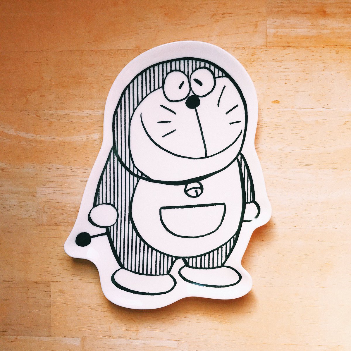 めしだ Pa Twitter ドラえもん展で買ったお皿が可愛すぎてずっと見てる ドラえもん展