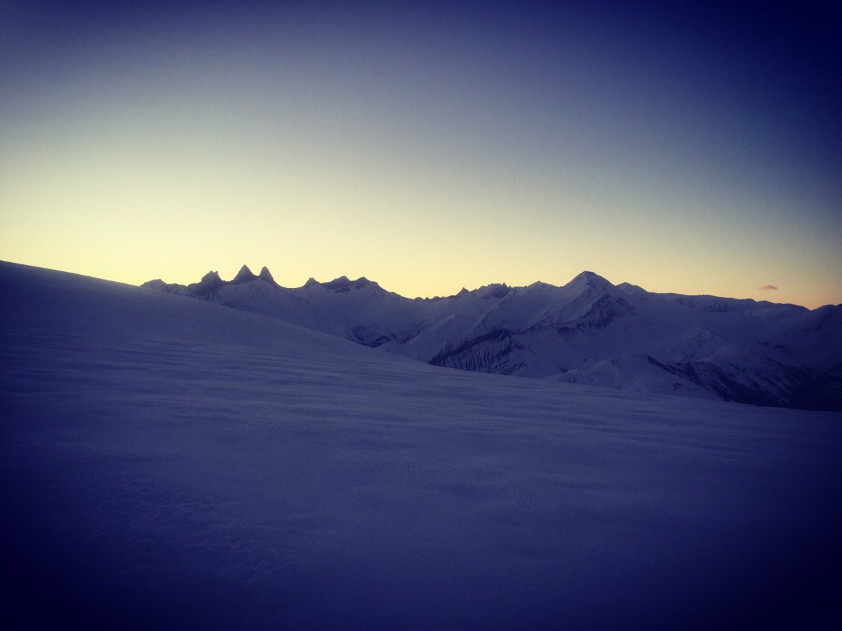 LesSybelles's tweet photo. Time to wake up and #GoToSki ! 😴🎿
#sybelles #lessybelles #saintcolomban #toustoussuire #lecorbier #saintjeandarves #lesbottieres #saintsorlindarves #frenchalps #mauriennisezvous #ski https://t.co/z2neVaPnNB