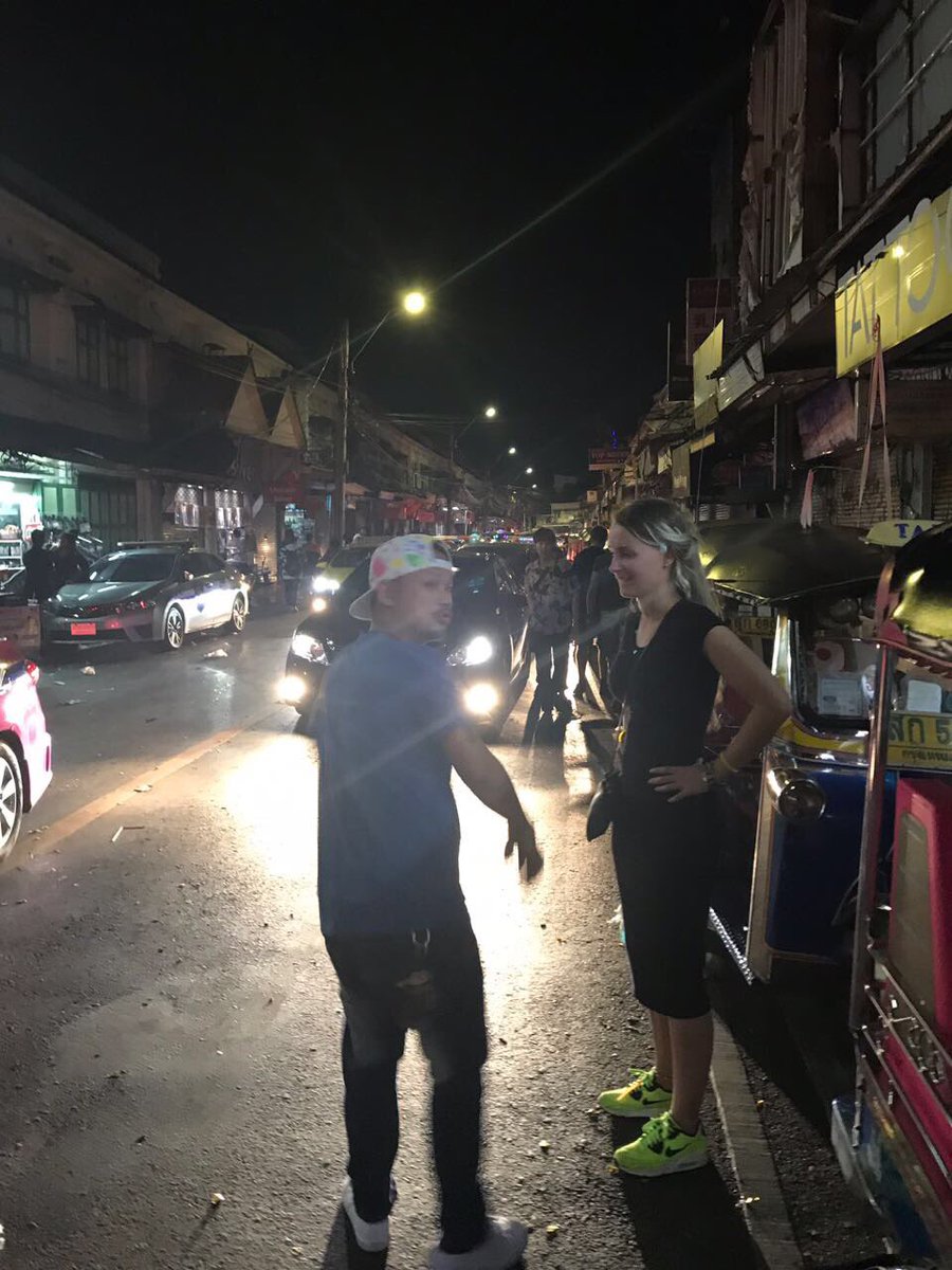 Mimipopz01's tweet photo. When I saw what was actually happening I didn’t even watch, I got up and went back to #kohSanRoad when I bumped into this guy, he didn’t allow me to take a photo of him or his number plate #Bangkok @BangkokPostNews https://t.co/lffDs46cma