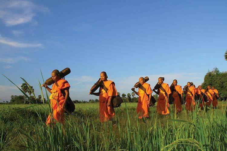 mommamcatok's tweet photo. ธรรมยาตรารับปีใหม่..
7มค.นี้พระธรรมทายาทอุดมศึกษารุ่น45 ธรรมยาตราเพื่อพัฒนาวัด ฟื้นฟูศีลธรรมระหว่าง7-10มค.61
9มค.จุดประทีปถวายเป็นพุทธบูชา https://t.co/9I51TVjPgF