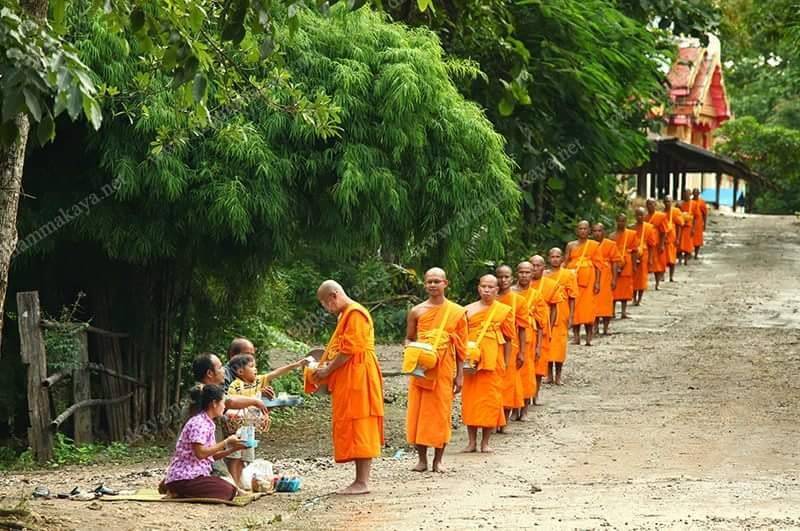 mommamcatok's tweet photo. ธรรมยาตรารับปีใหม่..
7มค.นี้พระธรรมทายาทอุดมศึกษารุ่น45 ธรรมยาตราเพื่อพัฒนาวัด ฟื้นฟูศีลธรรมระหว่าง7-10มค.61
9มค.จุดประทีปถวายเป็นพุทธบูชา https://t.co/9I51TVjPgF