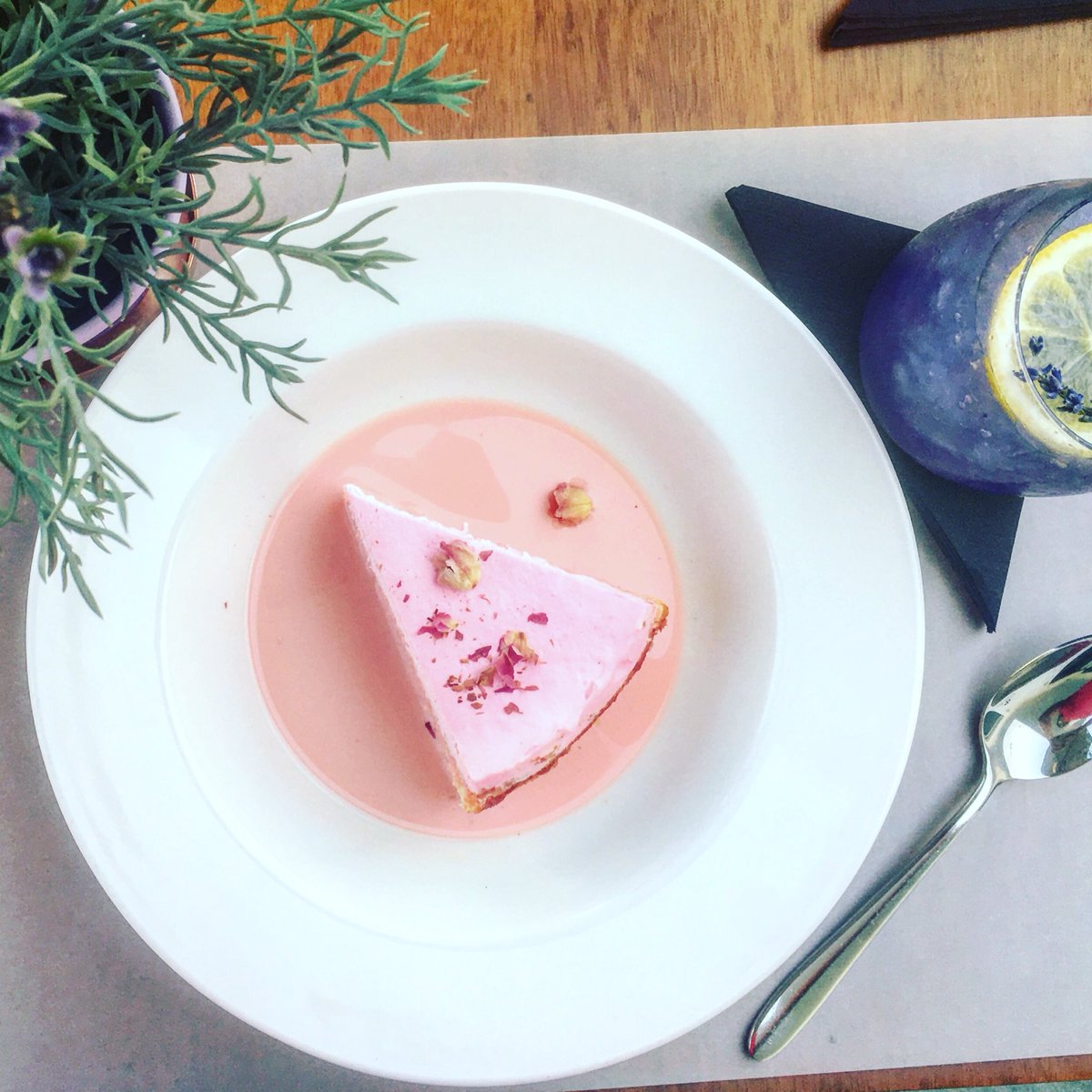 soniak2004's tweet photo. #MaxFoodShot @ZomatoUAE https://t.co/sMQ5hvEl2y