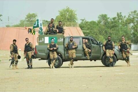 DrRizwanPak's tweet photo. Hello #Trump !
We are ever ready, don't mess with us!
#PakArmy #PakistanRejectsTrump #PakChinaRussiaAlliance #PakRisesWithCPEC
@defencedotpk @ShakilMadiha @Brave_Soldier89 @IamUmerAkbar @Scarmanga69X2 @pakpower999 @HinaKharal @DrAliya7 @ShNoumi @I_Am_Humanist @ShahidIsmaiel https://t.co/SOXiA3uHSH