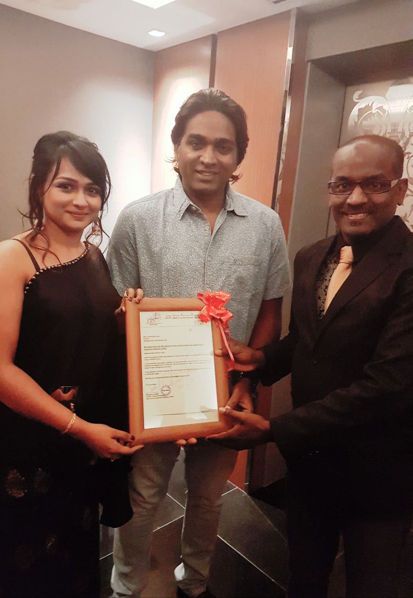 proyuvraaj's tweet photo. #ShantiniTheva (VIP Patron for Malaysia Dancers Association)
Received letter from #VijaySethupathi https://t.co/ARxHV4SmGA