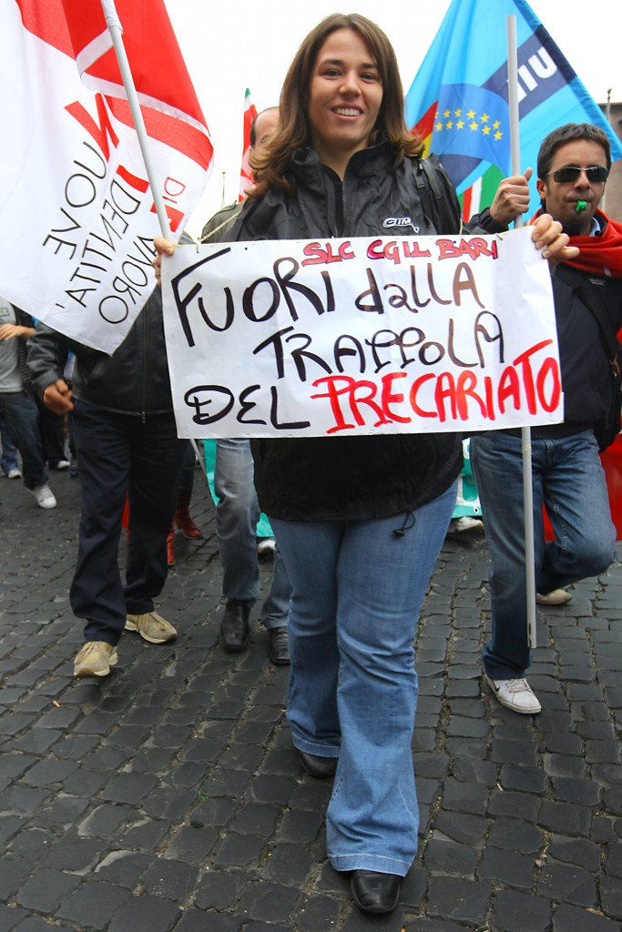 Tendenze. Nel 2018 il futuro del #lavoro è a termine. L'impossibile quadratura del cerchio: aumentano il Pil e i #contrattiatermine, non cala la disoccupazione. Non si crea nuova occupazione, si riproduce precariato. Ah si: la chiamano #crescita ilmanifesto.it/nel-2018-il-fu…