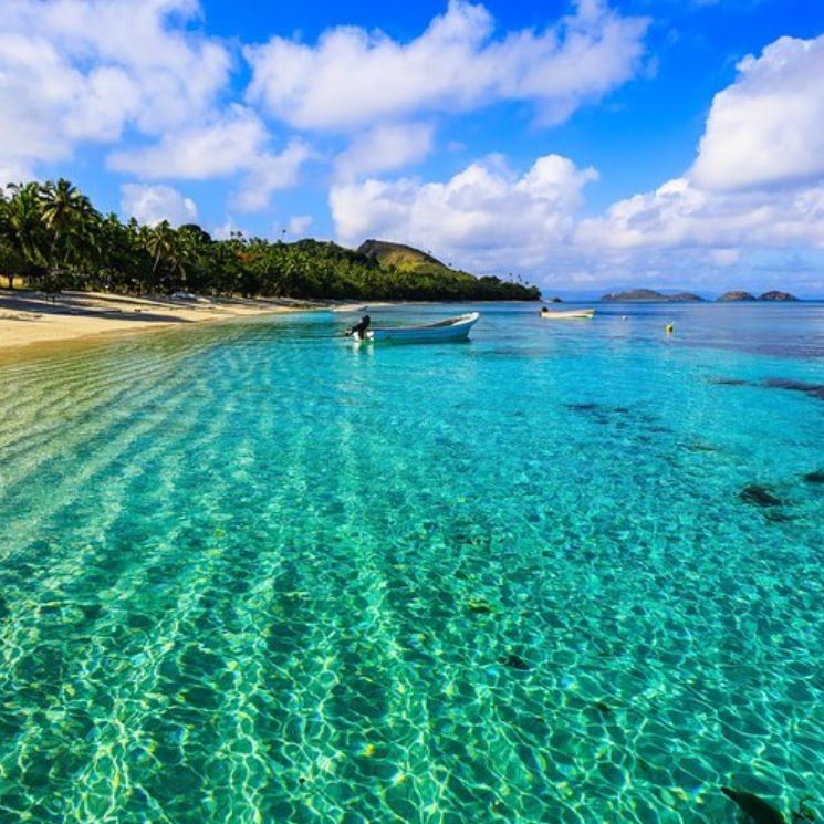 Idag drömmer vi oss bort till värmen? Välkommen in till Ticket Resebyrå så hjälper de dig att boka din drömresa! Bildkälla: Ticket.se  #täbycentrum #resa #drömresa #solen #semester