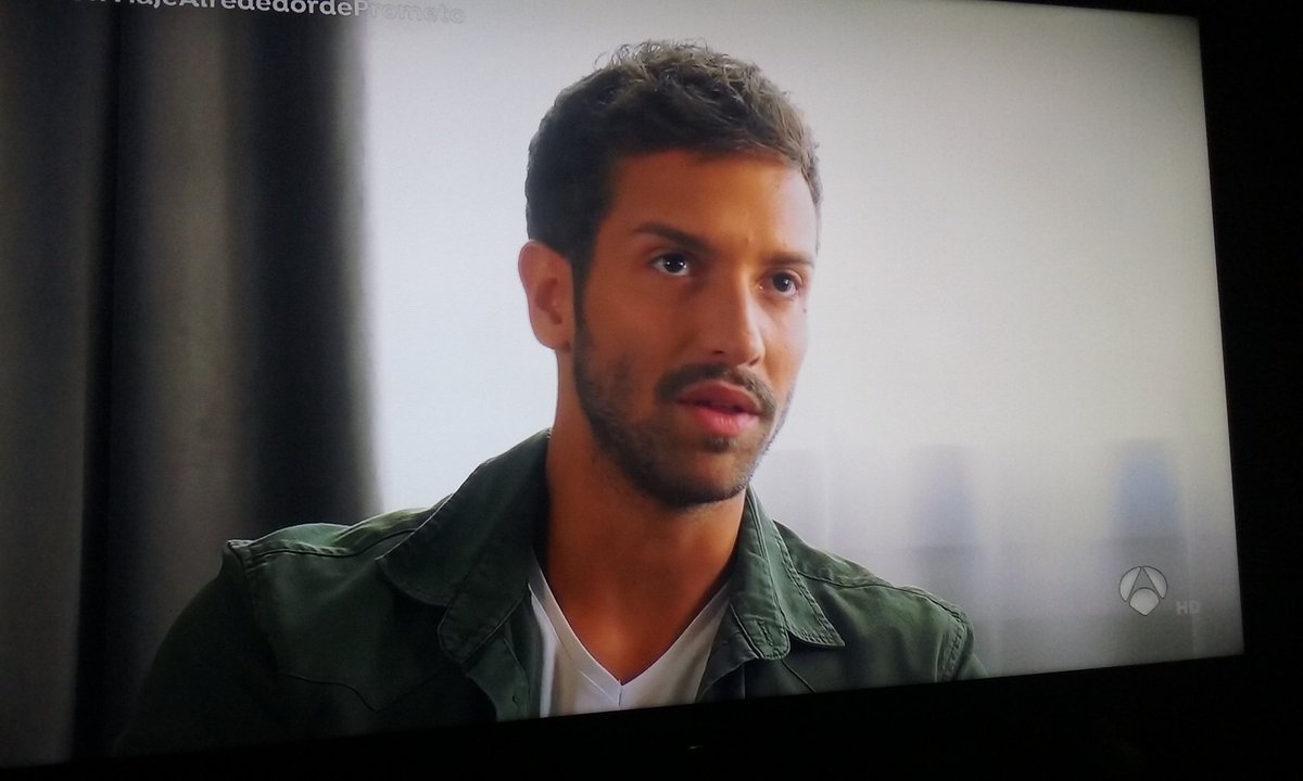 Saandyy_22's tweet photo. #UnViajeAlrededorDePrometo @pabloalboran ☺😍 https://t.co/ylnenKo89r