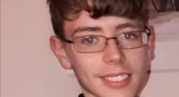 irishexaminer's tweet photo. Update: Missing Cork teenager found safe and well https://t.co/ZlwSWuMu6V https://t.co/Xz9LD5fWZy