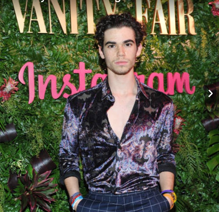 BoyceSpain's tweet photo. 📸/ [6 ene] @TheCameronBoyce asiste a #VanityFair x Instagram en el Golden Globes en Western Hollywood, California 
😍 Cada día se pone más guapo mi Cameron 😚😚
#cameronboyce #truthanators https://t.co/d3vPRyzV6W