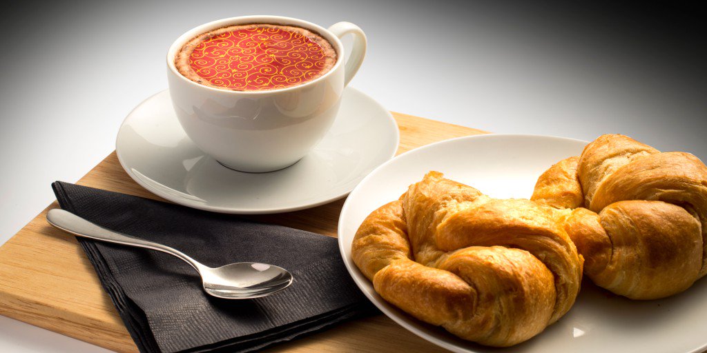 ChocPizzaCo's tweet photo. Ahh breakfast! Our Topitoffs are back in stock and I for one couldn't be happier. Get yours by clicking the link below and use code NEWYEAR18 to receive a 10% discount! https://t.co/Zh1eLsj7BT
#breakfast #topitoffs #feelinghappy #croissants #poshbreakfast #coffelover #cappuccino https://t.co/s0zzgi0GtB